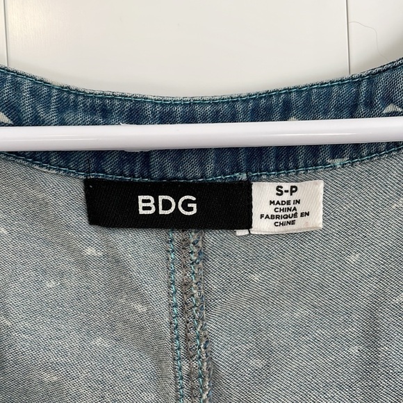 BDG PATTERNED DENIM TANK - Picture 4 of 5